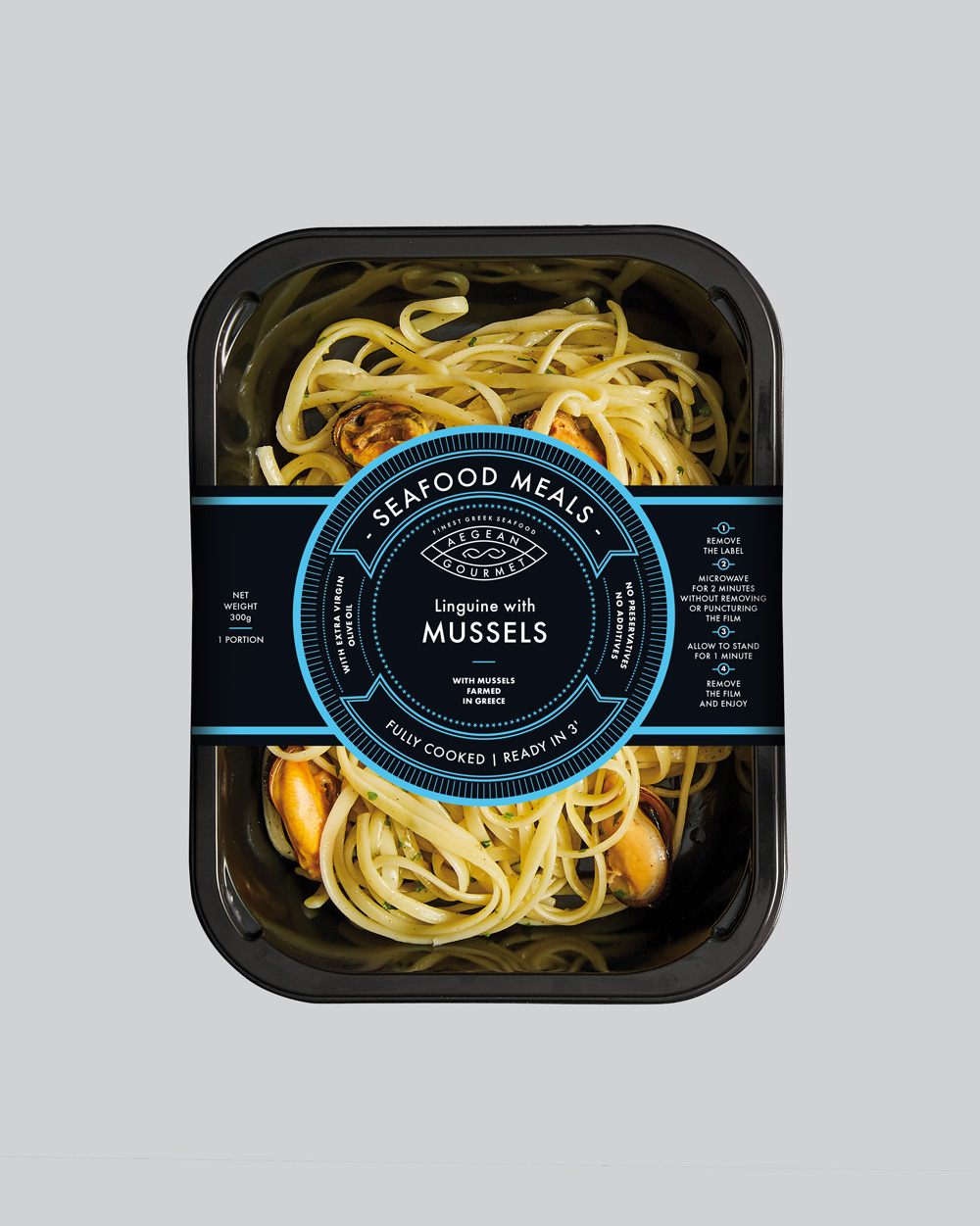 Seafood Meal product into packaging, Linguine with mussels