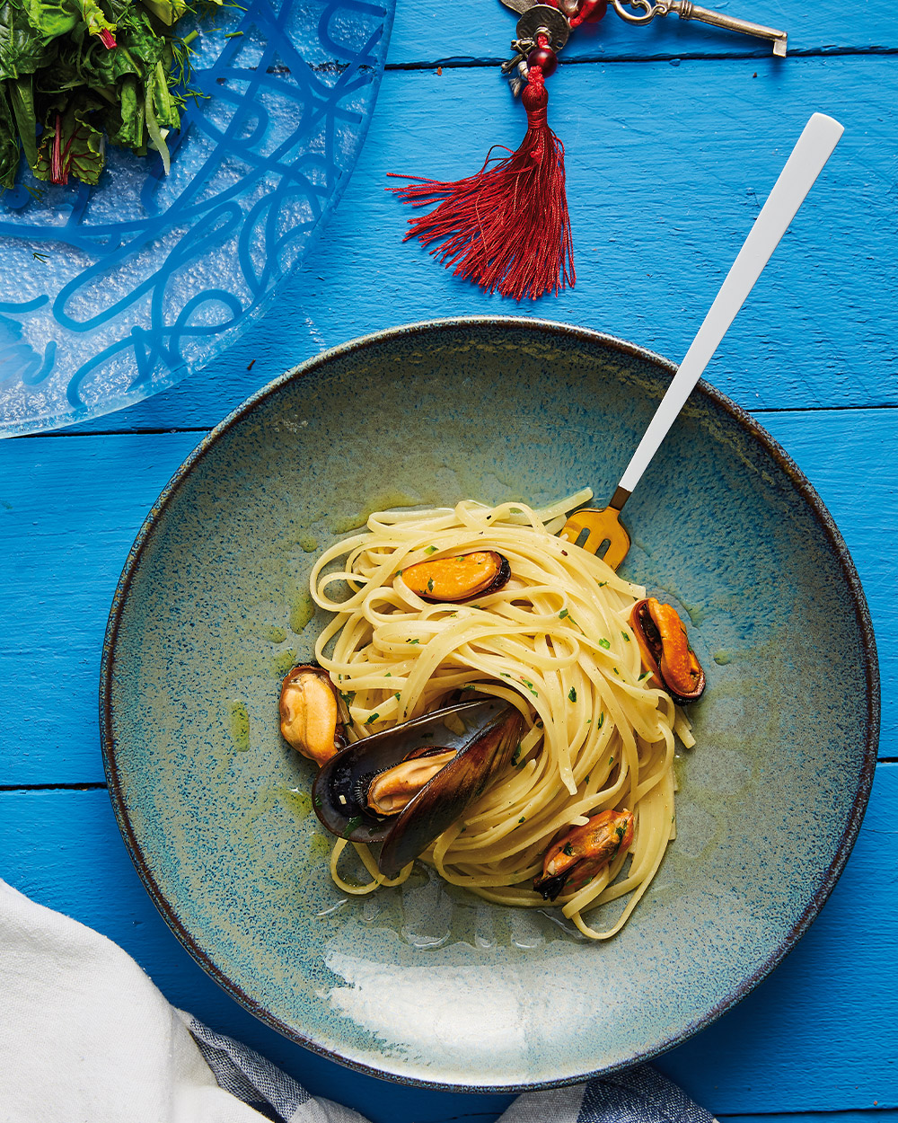 Linguine with mussels on plate ready to eat