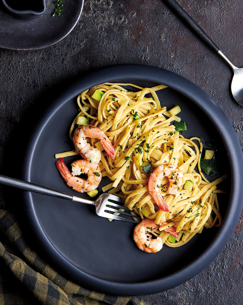 Linguine with Zucchini and shrimps